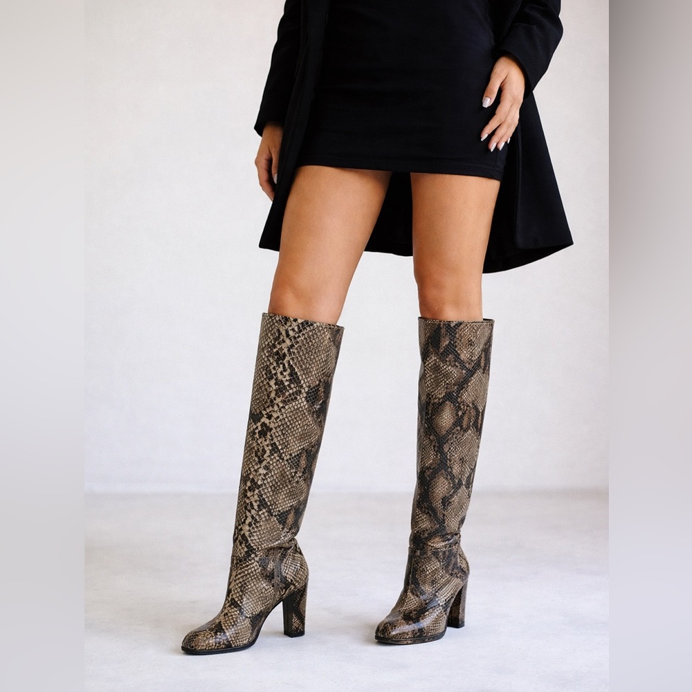 Stuart Weitzman Python Snake Embossed Leather Heeled Knee High Boot 5 Designer